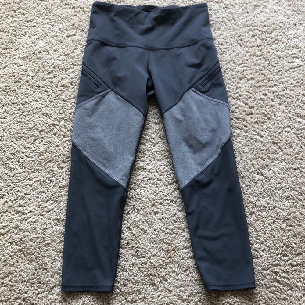 Lululemon/Ivivva cropped leggings